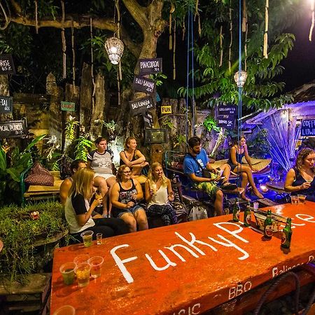 Funky Place Ловина Экстерьер фото