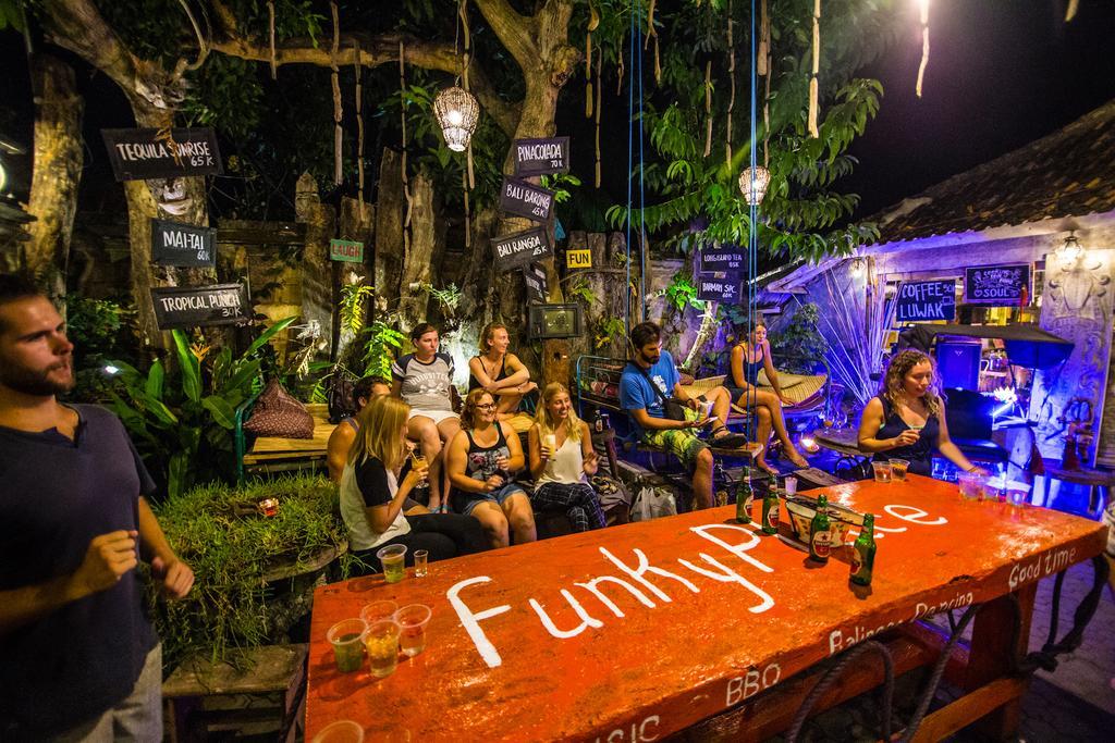 Funky Place Ловина Экстерьер фото